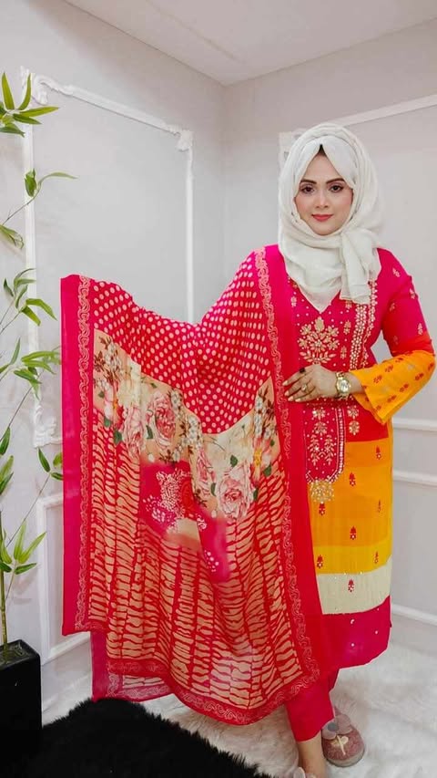 Lahori karchupi (red)