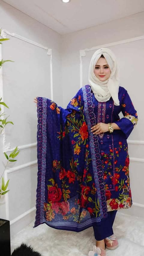 Dis charizma (nevy blue